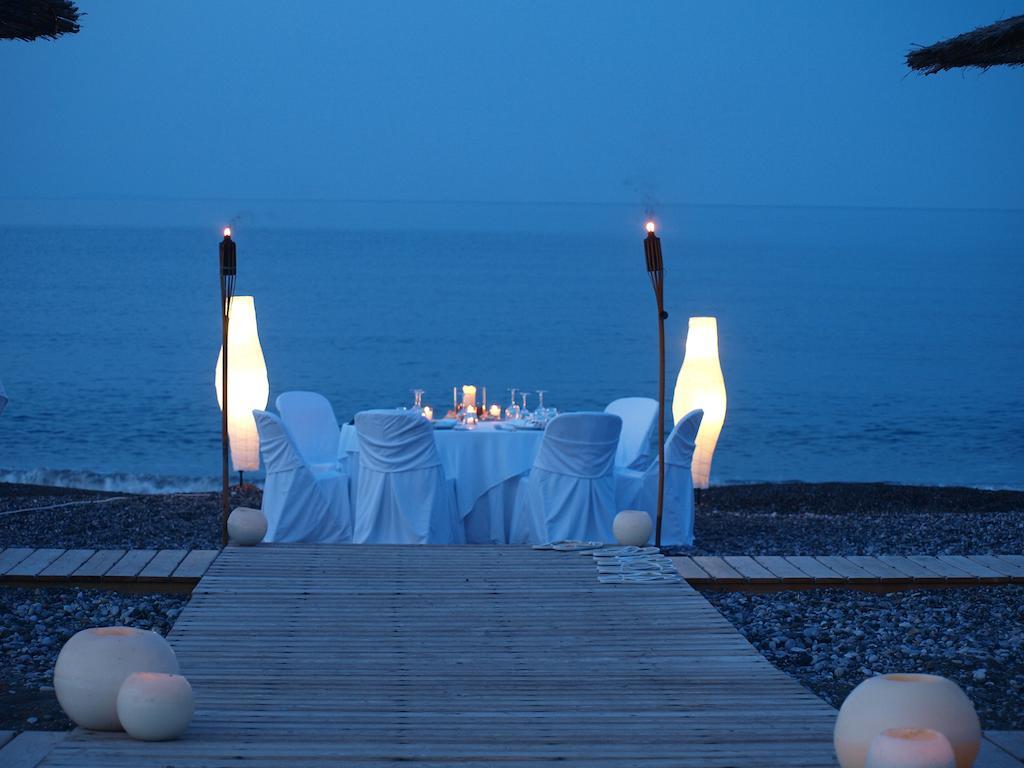 Thalatta Seaside Hotel Айя-Анна Екстер'єр фото